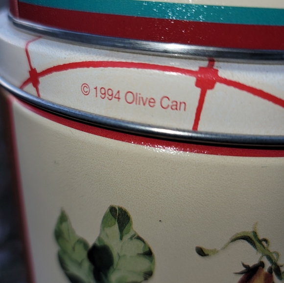 Olive Can Company 3 Pc Canister set. Dated 1994 - Picture 4 of 16